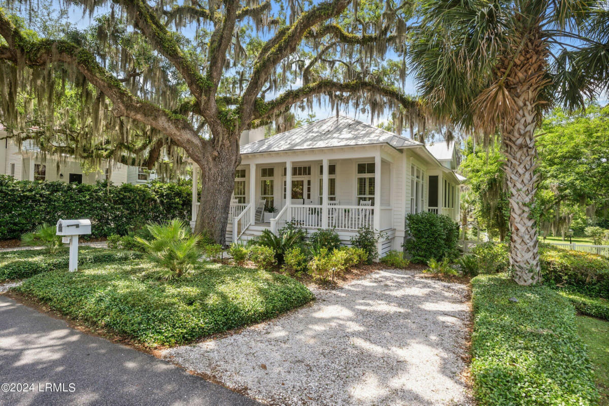 1108 NORTH ST, BEAUFORT, SC 29902, photo 1 of 50